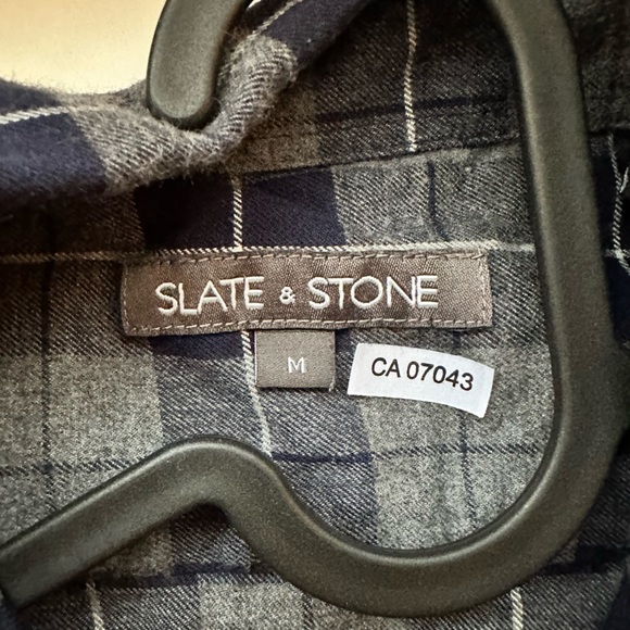 Slate & Stone Plaid Long Sleeve Button Down Top - Picture 4 of 6